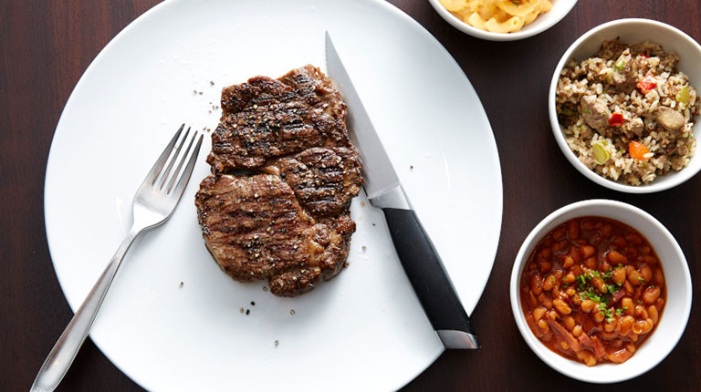 The Lawn Club Grill : Celebrity Reflection