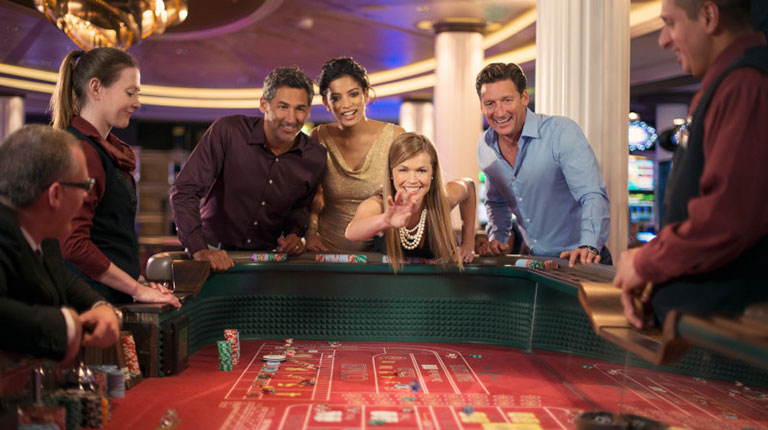 Fortunes Casino : Celebrity Reflection