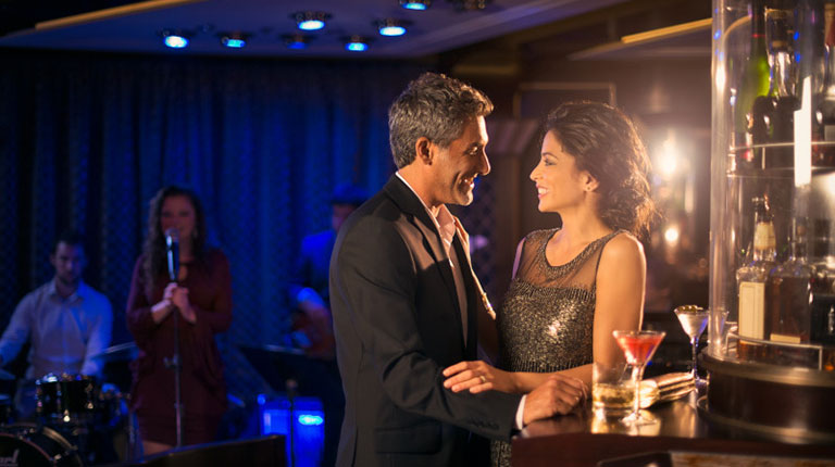 Ensemble Lounge : Celebrity Reflection