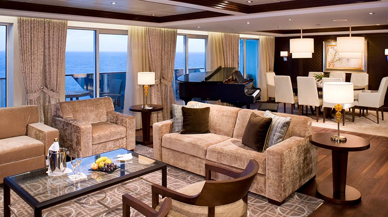 Penthouse Suite : Celebrity Reflection
