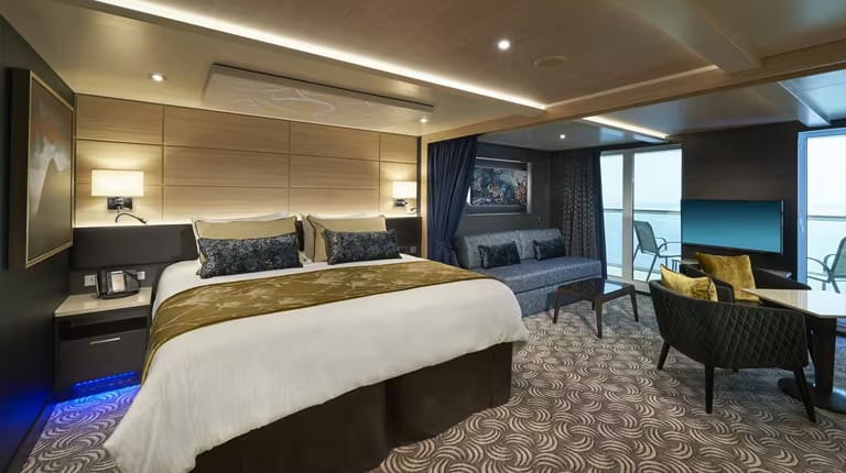 Suites Stateroom : Norwegian Joy